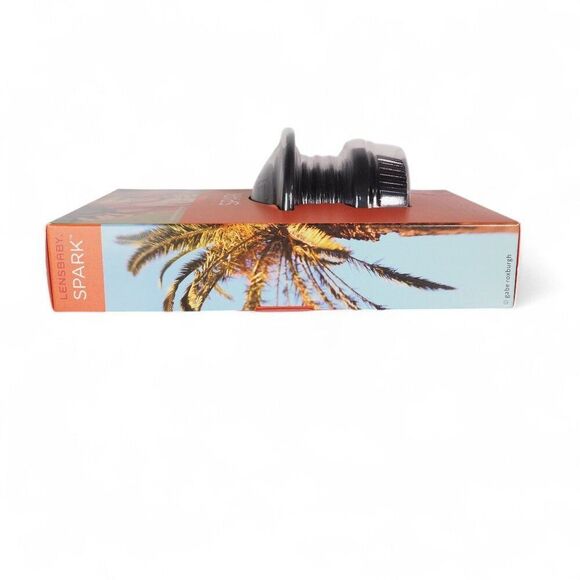 Lensbaby Spark 50mm f/5.6 Selective Focus Lens for Canon EF Mount - Picture 4 of 7